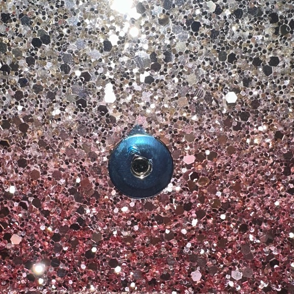 Jimmy choo fie flamingo and Platinum clutch - Picture 4 of 6